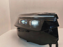 Laden Sie das Bild in den Galerie-Viewer, Frontscheinwerfer VW 57L941036 Rechts Scheinwerfer Headlight SCH1723334347px