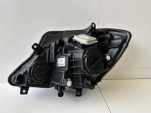 Laden Sie das Bild in den Galerie-Viewer, Frontscheinwerfer Mercedes-Benz Sprinter 906 9068203261 Rechts Headlight