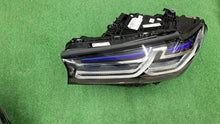 Laden Sie das Bild in den Galerie-Viewer, Frontscheinwerfer BMW 5 G31 G30 F90 5A388D5-04 Links Scheinwerfer Headlight