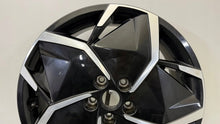 Laden Sie das Bild in den Galerie-Viewer, 1x Alufelge 19 Zoll 7.5" 5x114.3 49 5ET Glanz Schwarz 52910-G1110 Hyundai I FEL6876782074om