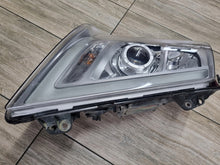 Load image into Gallery viewer, Frontscheinwerfer Volvo 21221137 Xenon Rechts Scheinwerfer Headlight SCH5025713668iy