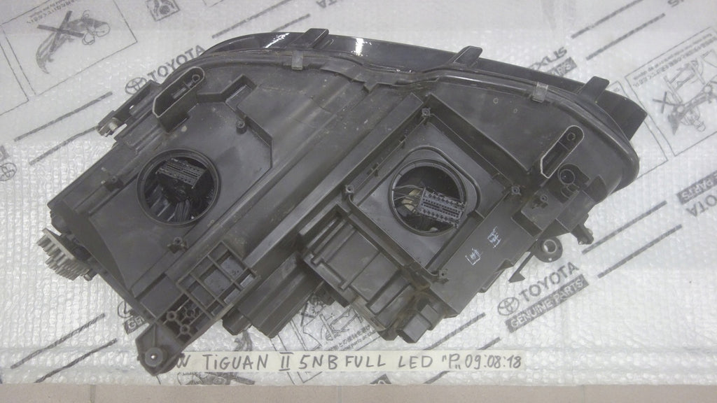 Frontscheinwerfer VW Tiguan 5NB941082D LED Rechts Scheinwerfer Headlight SCH7268899102iz