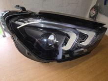 Laden Sie das Bild in den Galerie-Viewer, Frontscheinwerfer Mercedes-Benz Gle W1679065804 LED Rechts Headlight