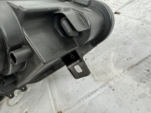 Laden Sie das Bild in den Galerie-Viewer, Frontscheinwerfer Mercedes-Benz Sprinter A9068205600 Links Headlight SCH3397175179qa