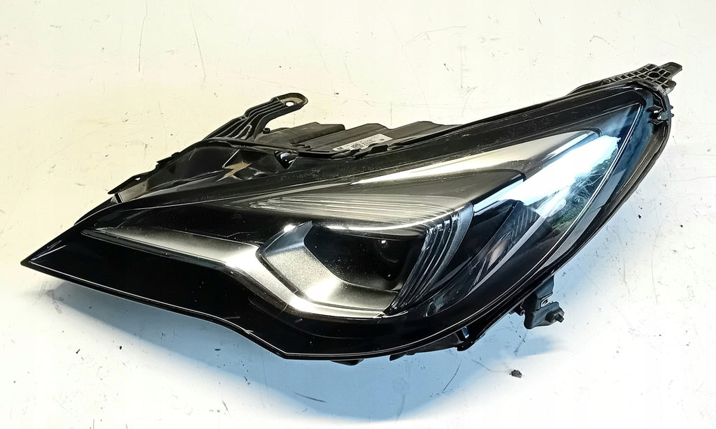 Frontscheinwerfer Opel Astra K 39023762 Full LED Ein Stück (Rechts oder Links) SCH8751771818xl