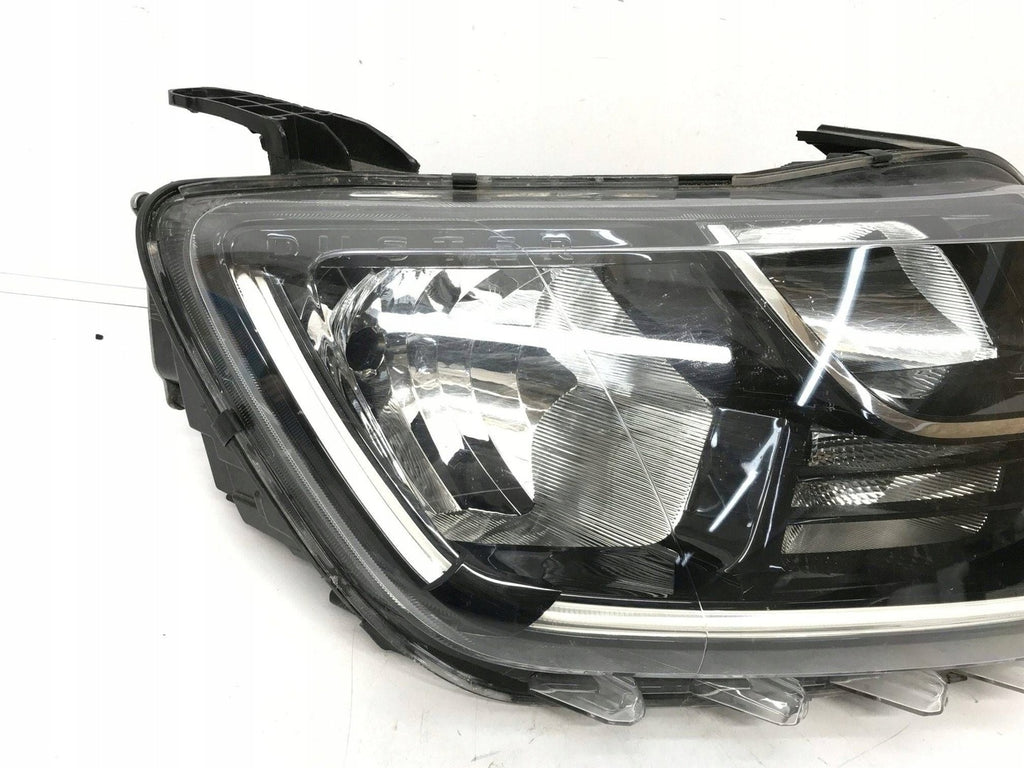Frontscheinwerfer Dacia Duster 260101133R 676512162 Rechts Headlight SCH6748677494ap