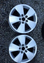 Load image into Gallery viewer, 1x Alufelge 16 Zoll 6.5&quot; 5x112 46ET Silber 5G0601025J Vw Rim Wheel