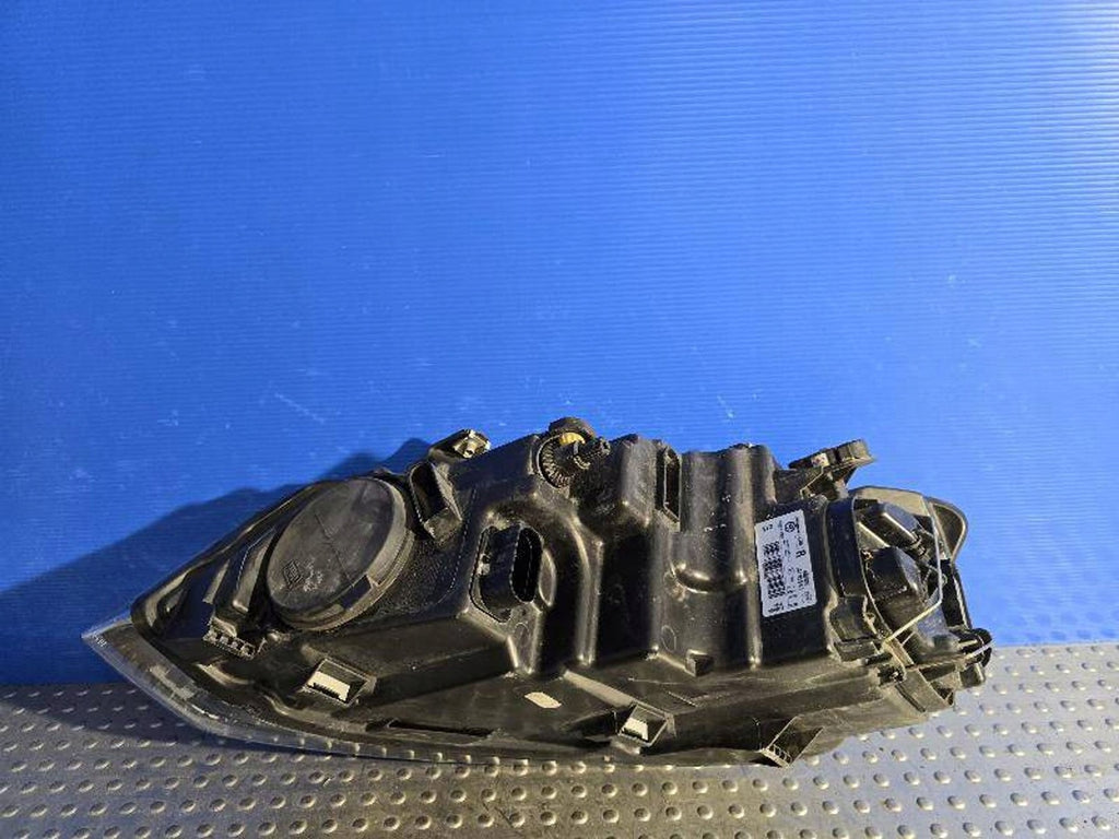 Frontscheinwerfer VW Polo IV 6R1941016E Rechts Scheinwerfer Headlight