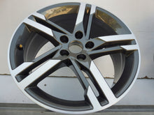 Load image into Gallery viewer, 1x Alufelge 18 Zoll 8.0&quot; 5x112 40ET Glanz Silber 8W0601025M Audi A4 Rim Wheel