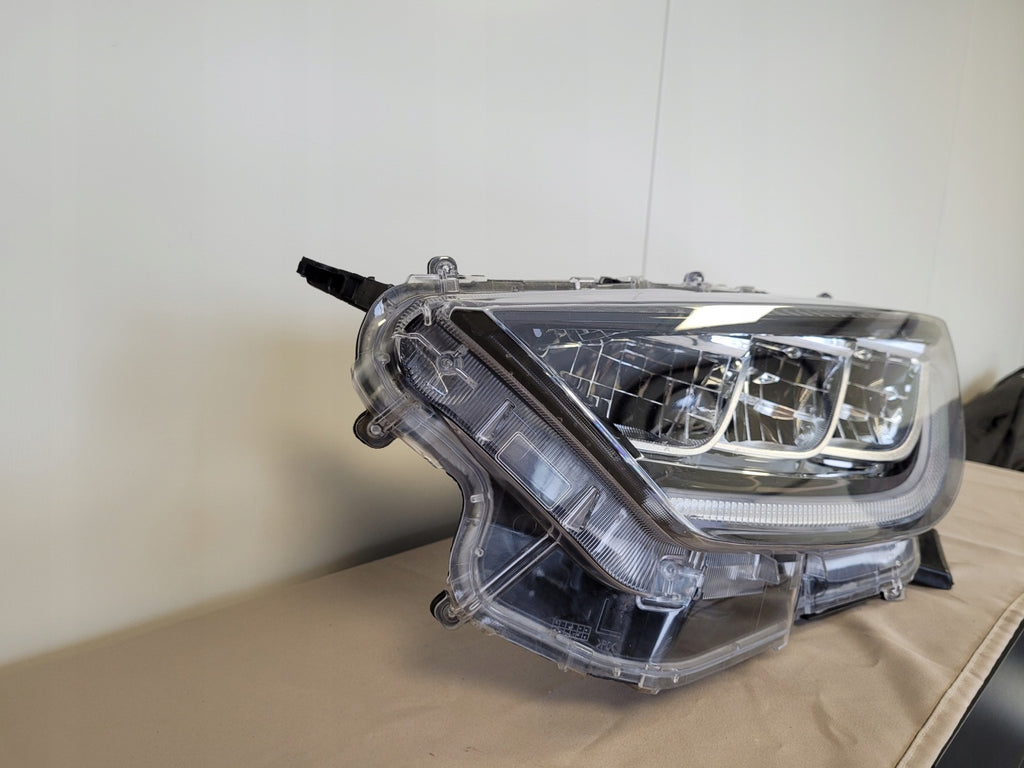 Frontscheinwerfer Toyota 4 Yaris EUK0-8 Full LED Links Scheinwerfer Headlight SCH9866410174kh