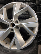 Load image into Gallery viewer, 1x Alufelge 19 Zoll 7.0" 5x112 43ET Glanz 565601025F Skoda Kodiaq Rim Wheel FEL3150144920qw