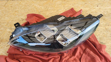 Laden Sie das Bild in den Galerie-Viewer, Frontscheinwerfer Ford Kuga LV4B-13E015-FB LED Links Scheinwerfer Headlight