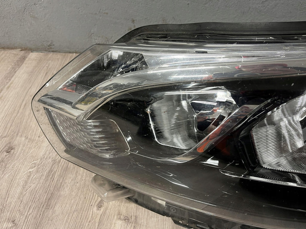 Frontscheinwerfer Toyota Proace 9808581280 Ein Stück (Rechts oder Links) SCH9416515407yp