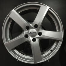 Laden Sie das Bild in den Galerie-Viewer, 4x Alufelge 17 Zoll 7.0" 5x112 48 5ET Glanz Silber Seat Leon Rim Wheel FEL2511897280bp