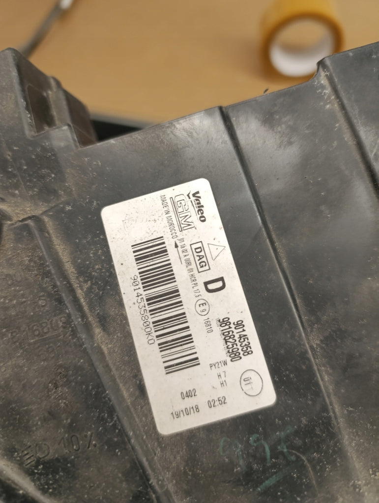 Frontscheinwerfer Opel E Combo 9816825980 LED Rechts Scheinwerfer Headlight SCH7951335983za
