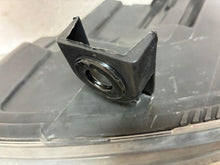 Laden Sie das Bild in den Galerie-Viewer, Frontscheinwerfer Audi A6 C6 4F0941004B Xenon Rechts Scheinwerfer Headlight SCH7058494408il