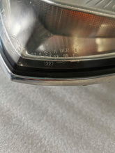 Laden Sie das Bild in den Galerie-Viewer, Frontscheinwerfer Lancia Thesis 15536200 Links Scheinwerfer Headlight SCH6731059309hw