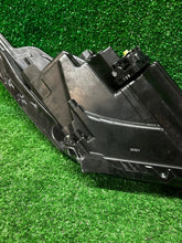 Laden Sie das Bild in den Galerie-Viewer, Frontscheinwerfer Honda Hr-V 100-18205 Full LED Links Scheinwerfer Headlight SCH1821852778zs