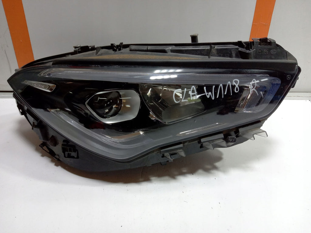 Frontscheinwerfer Mercedes-Benz Cla LED Rechts Scheinwerfer Headlight SCH9610788931gj