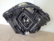 Laden Sie das Bild in den Galerie-Viewer, Frontscheinwerfer Mercedes-Benz Cla A1189068501 Links Scheinwerfer Headlight SCH9189022001mv