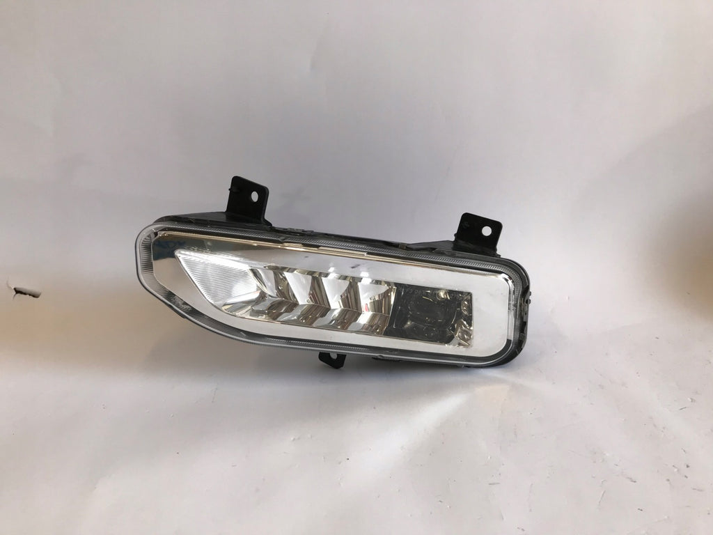 Frontscheinwerfer Hyundai II X-Trail I Qashqai 261555SE0B F0GK8219001 Links SCH3354406159gw