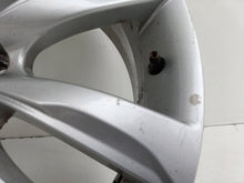 Laden Sie das Bild in den Galerie-Viewer, 1x Alufelge 18 Zoll 7.0" 5x114.3 41ET Glanz Silber 52910-2P180 Kia Sorento Ii FEL6896993455il