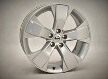 Laden Sie das Bild in den Galerie-Viewer, 4x Alufelge 18 Zoll 7.5" 5x108 50 5ET Glanz Silber 31471553 Volvo V60 Xc60 FEL7649320498tw