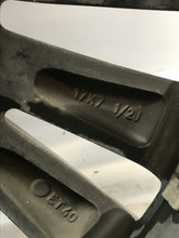 Laden Sie das Bild in den Galerie-Viewer, 1x Alufelge 17 Zoll 7.5&quot; 5x114.3 40ET Toyota Corolla Rim Wheel