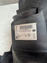 Laden Sie das Bild in den Galerie-Viewer, Frontscheinwerfer Opel Astra J 1ZT010012-06 Xenon Rechts Scheinwerfer Headlight SCH2745513269kp