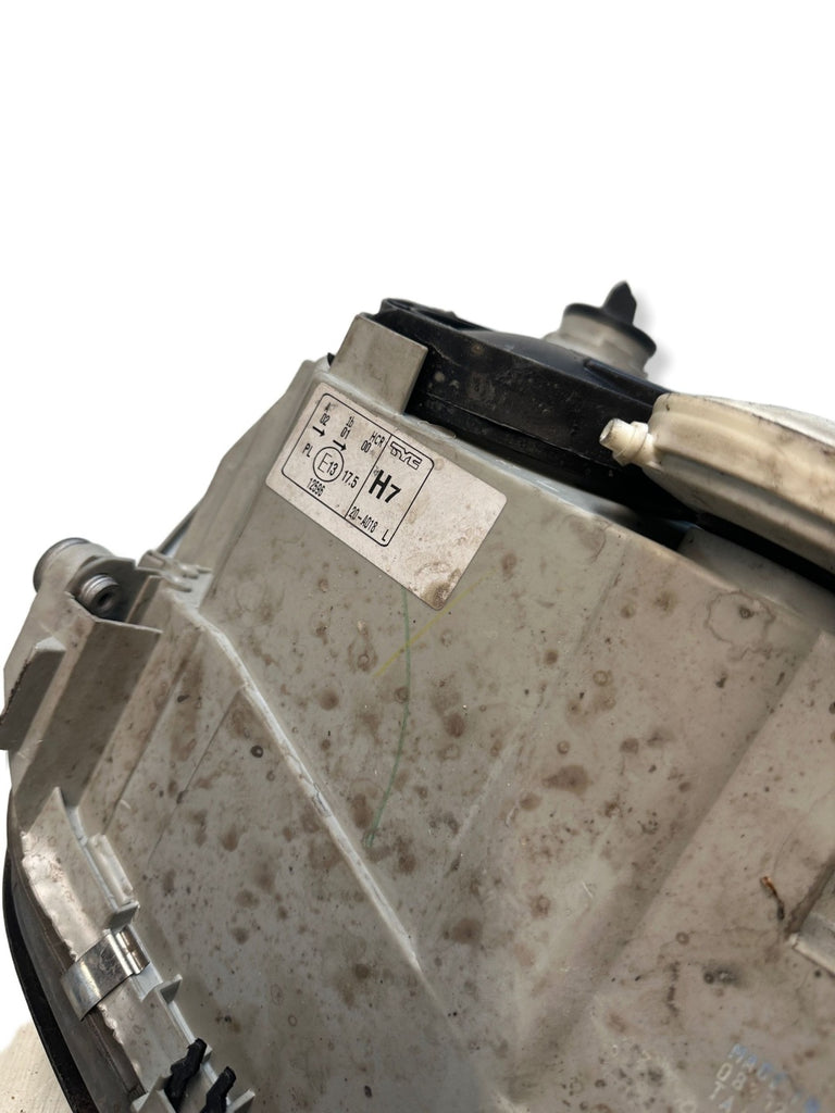 Frontscheinwerfer Mercedes-Benz W203 Ein Satz Scheinwerfer Headlight SCH8767105678iq