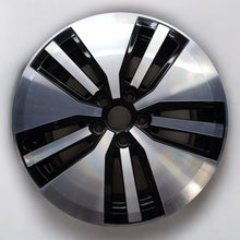 Load image into Gallery viewer, 1x Alufelge 17 Zoll 7.0&quot; 5x112 40ET 3G0601025 VW Passat B8 Rim Wheel