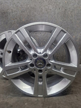 Load image into Gallery viewer, 4x Alufelge 18 Zoll 8.0&quot; 5x112 60ET Glanz Silber A1644015702 Mercedes-Benz