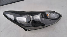 Laden Sie das Bild in den Galerie-Viewer, Frontscheinwerfer Kia Sportage IV 92102F1110 Xenon Rechts Scheinwerfer Headlight SCH2421064992jd