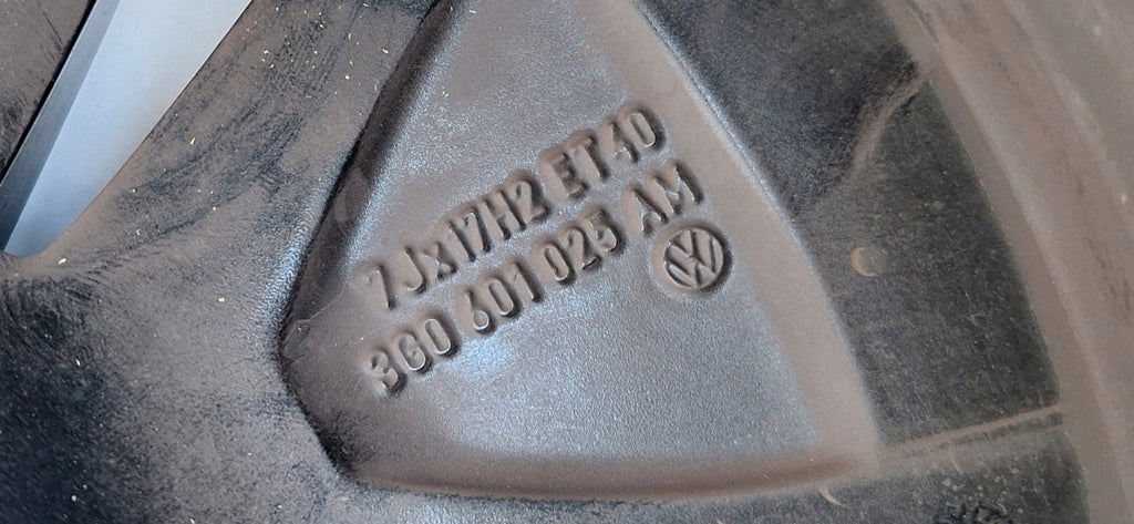 1x Alufelge 17 Zoll 7.0" 5x112 40ET Glanz Silber 3G0601025AM VW Passat B8 FEL1916516608at