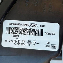 Laden Sie das Bild in den Galerie-Viewer, Frontscheinwerfer Ford Focus BM51-13W029-NB Rechts Scheinwerfer Headlight SCH8927759421cp