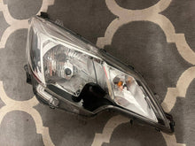 Laden Sie das Bild in den Galerie-Viewer, Frontscheinwerfer Mitsubishi Space Star 8301D446 Rechts Scheinwerfer Headlight