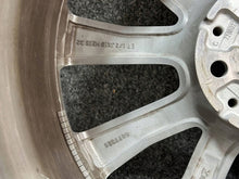 Load image into Gallery viewer, 1x Alufelge 19 Zoll 7.5" 5x112 Glanz 6877326 BMW X3 G01 G02 Rim Wheel FEL4124541572vh