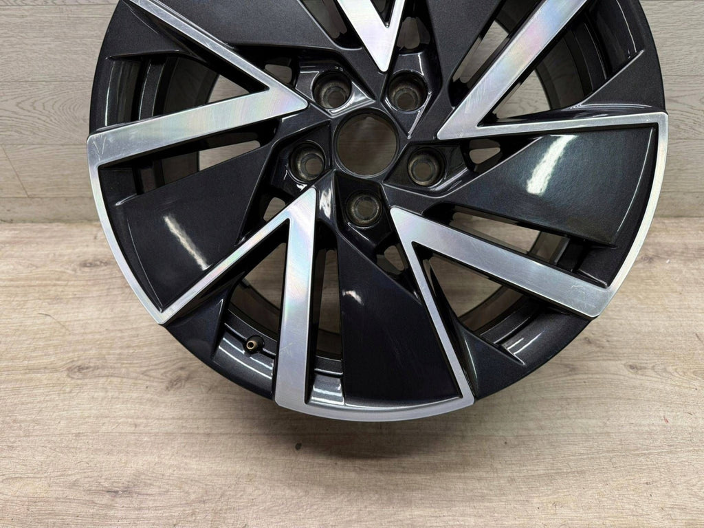 1x Alufelge 18 Zoll 5E3601025AD Skoda Octavia I Rim Wheel FEL3070440622lx