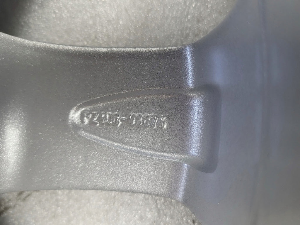 1x Alufelge 14 Zoll 4.5" 4x100 39ET Glanz Silber PZ40698674ZC Toyota Aygo FEL6318512973wk