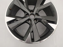 Laden Sie das Bild in den Galerie-Viewer, 1x Alufelge 20 Zoll 9.0" 5x112 42ET 89A601025E Audi E-Tron Rim Wheel FEL5626231916le