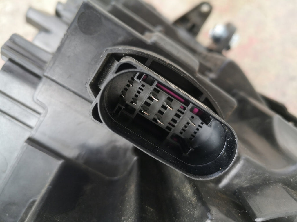 Frontscheinwerfer VW Tiguan 5NB941082B Rechts Scheinwerfer Headlight SCH8582878848ni