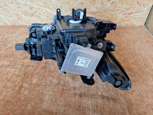 Laden Sie das Bild in den Galerie-Viewer, Frontscheinwerfer Mazda 3 BCJH-51040 LED Links Scheinwerfer Headlight