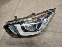 Laden Sie das Bild in den Galerie-Viewer, Frontscheinwerfer Hyundai I20 Links Scheinwerfer Headlight