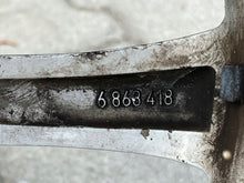 Laden Sie das Bild in den Galerie-Viewer, 1x Alufelge 18 Zoll 6863418 BMW 5 G31 G30 Rim Wheel FEL7535944378kb