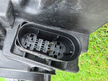 Load image into Gallery viewer, Frontscheinwerfer Mercedes-Benz W177 A1779064803 LED Rechts Headlight SCH3289104778ds