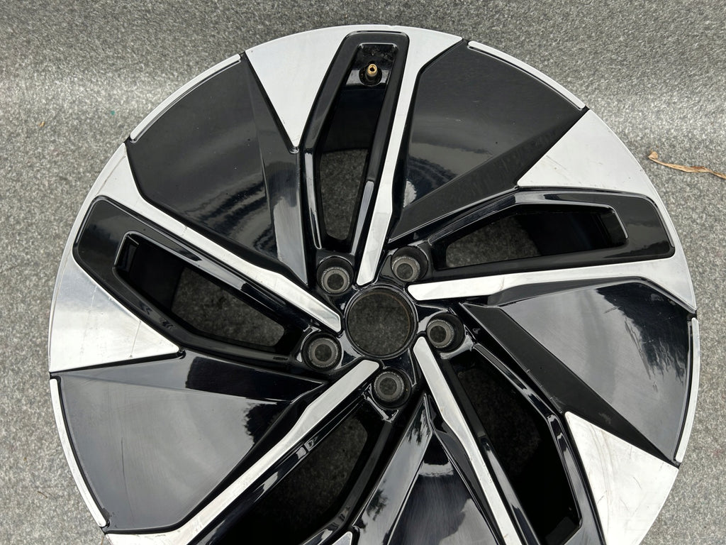 1x Alufelge 19 Zoll 8.0" 5x112 11A601025 VW Id.4 Rim Wheel FEL8670293917vp