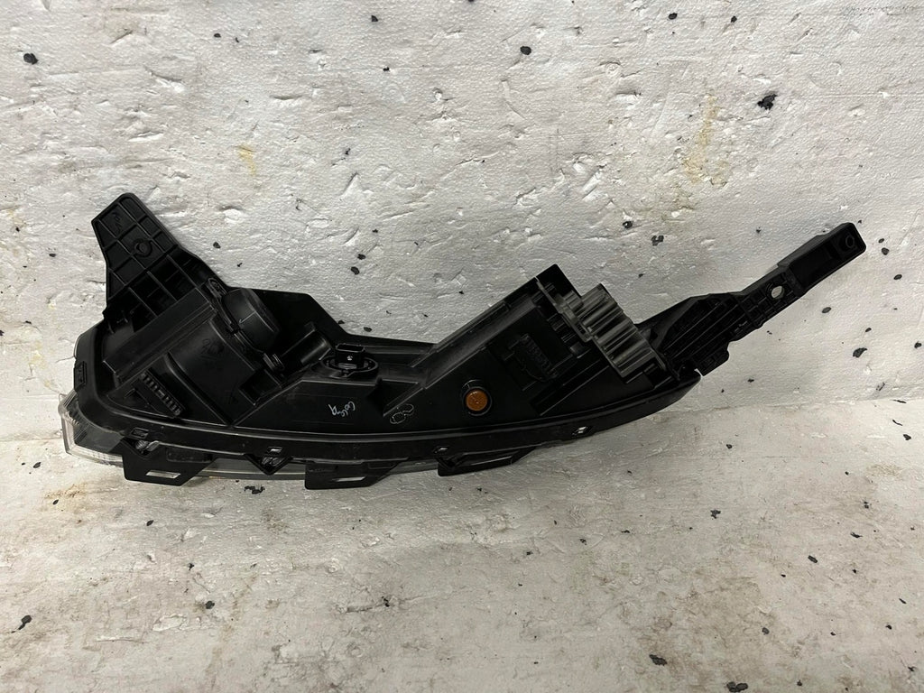 Frontscheinwerfer Hyundai Bayon 92208Q0500 Rechts Scheinwerfer Headlight SCH7479674219ns