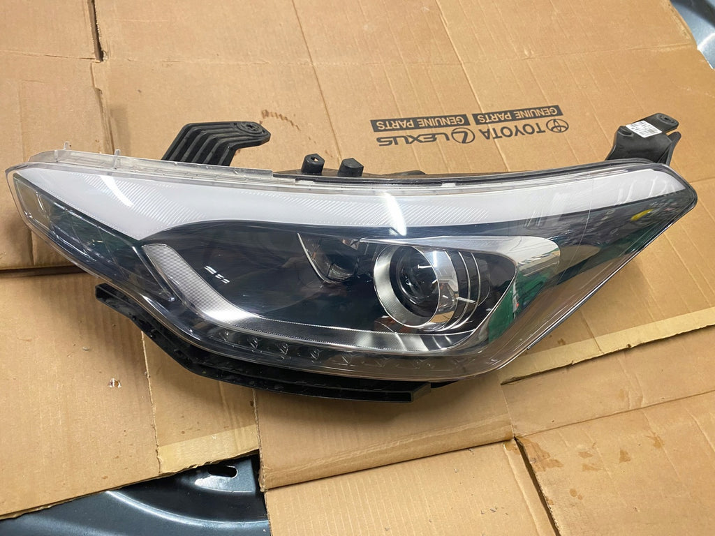 Frontscheinwerfer Hyundai I20 92101-C8200 LED Links Scheinwerfer Headlight