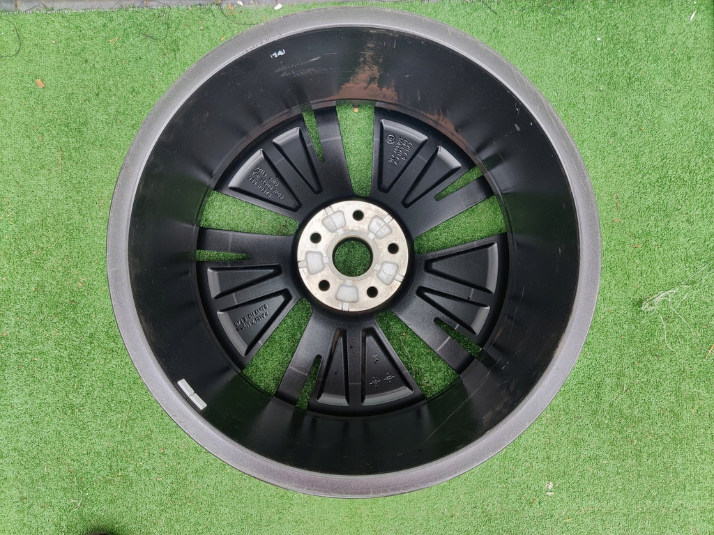 1x Alufelge 19 Zoll 8.0" 5x112 45ET 5LA601025A Skoda Enyaq Rim Wheel