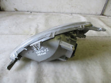 Laden Sie das Bild in den Galerie-Viewer, Frontscheinwerfer Toyota Yaris Rechts Scheinwerfer Headlight SCH8921474711fl